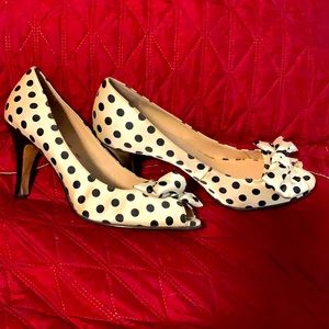 Size 6-1/2 Peep Toe Polka Dot Pumps